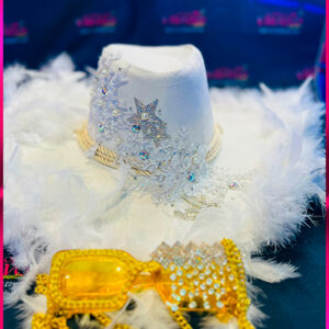 Sombrero c/ Plumas y Anteojos Dorados